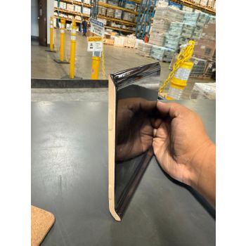 4-1/4" x 4-1/4" Ceramic Cove Base by Roca Tile USA